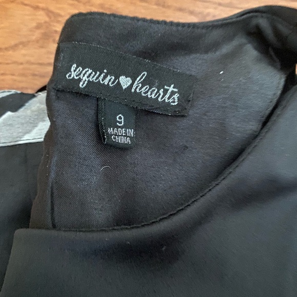 Cute two piece dress. Worn once. - Picture 2 of 2